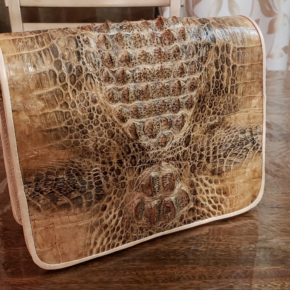 Unisex unique purse ( natural leather)